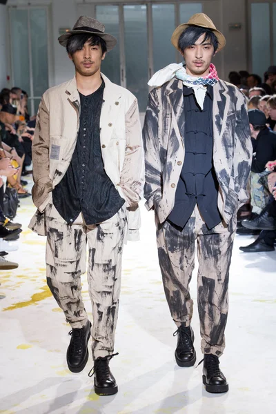 Look 42